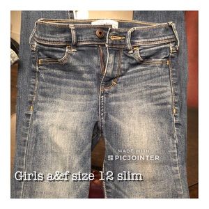 a&f girls size 12 slim skinny jeans